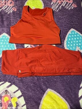 Orange  🧱 Active Leggings and Sports Bra with pads Set